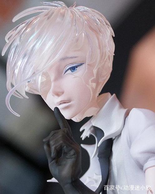 冰清玉洁的《宝石之国》南极石手办，你的钱包还好吗？