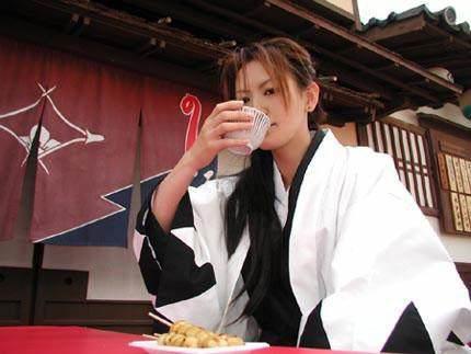 动漫是否属于小众文化，为何对喜欢看动漫的人会抱有偏见