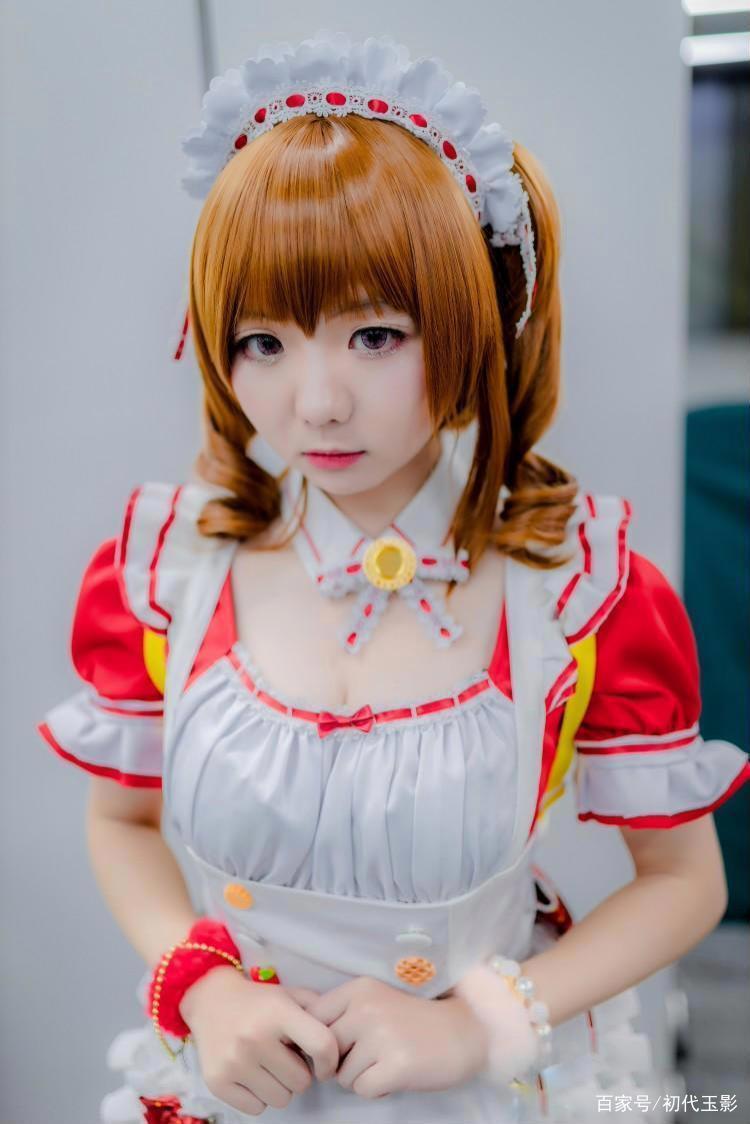 Cosplay场照偶像大师灰姑娘女孩：十时爱梨女仆！