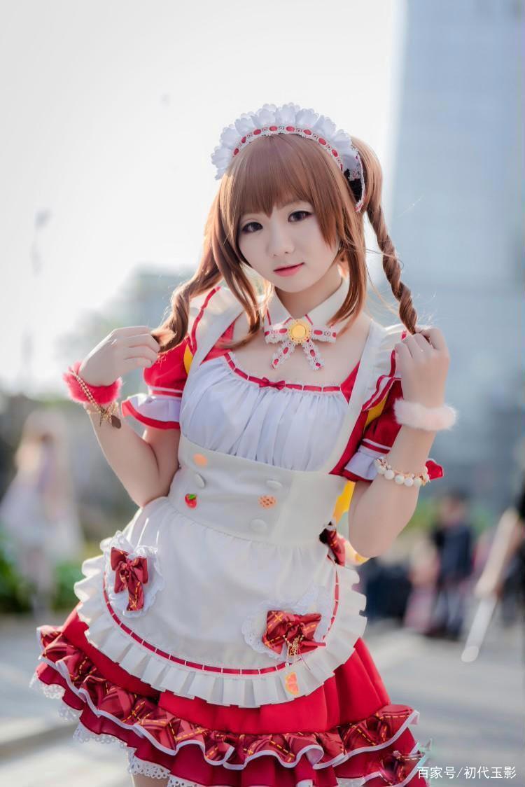 Cosplay场照偶像大师灰姑娘女孩：十时爱梨女仆！
