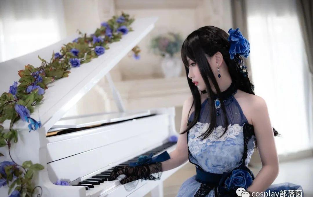 cos：偶像大师灰姑娘女孩渋谷凛cos正片