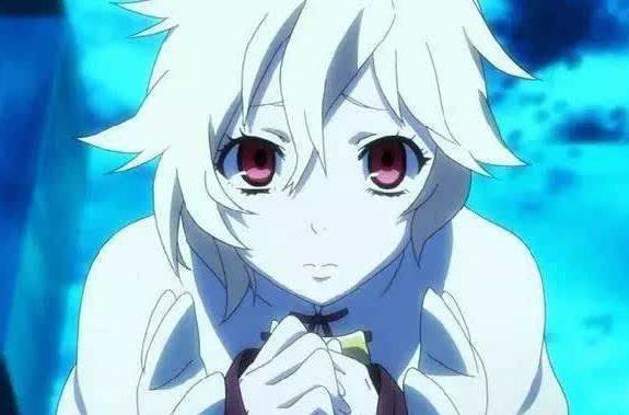 动漫里有哪些第一女主人气完全碾压其他同动漫出现的女角色？