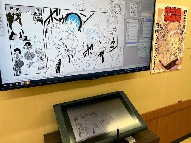 日本宅男の怒：二次元美少女不让看？那就选个漫画家当议员！