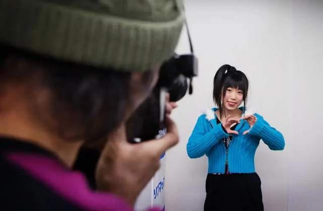 日本宅男の怒：二次元美少女不让看？那就选个漫画家当议员！