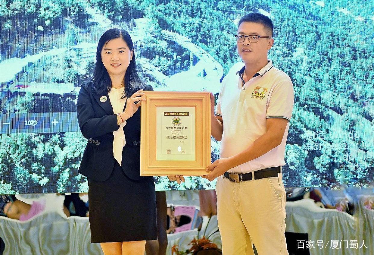 全国首座悬空彩虹仙手桥横空出世，新晋网红打卡地儿在闽中