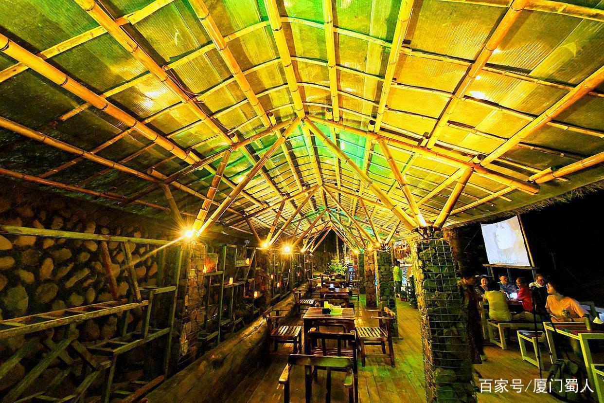 全国首座悬空彩虹仙手桥横空出世，新晋网红打卡地儿在闽中