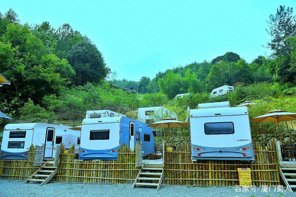 全国首座悬空彩虹仙手桥横空出世，新晋网红打卡地儿在闽中