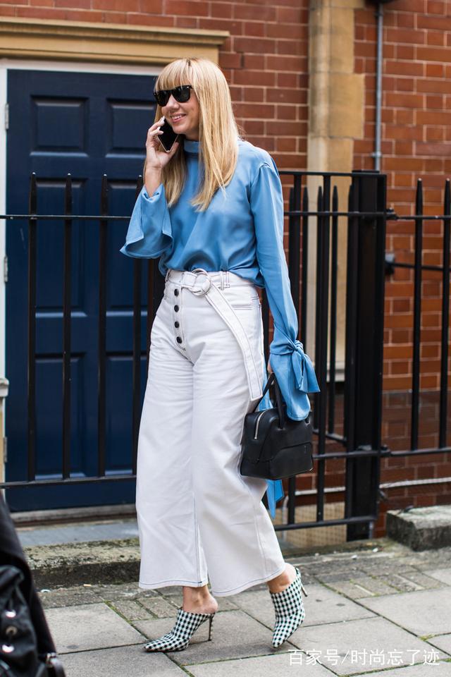 一部蔚蓝色的历史故事片