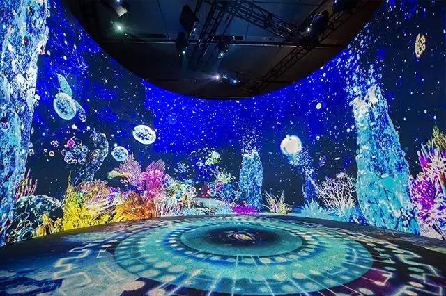 松下投影精彩案例海洋与天空的奇遇如海·空间