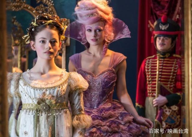 没想到《大黄蜂》在台湾上映一周，就又被《海王》拉下冠军位置