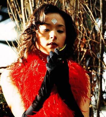 假面骑士空我：古朗基大多热血于战斗，为何玫瑰女却是个特例？