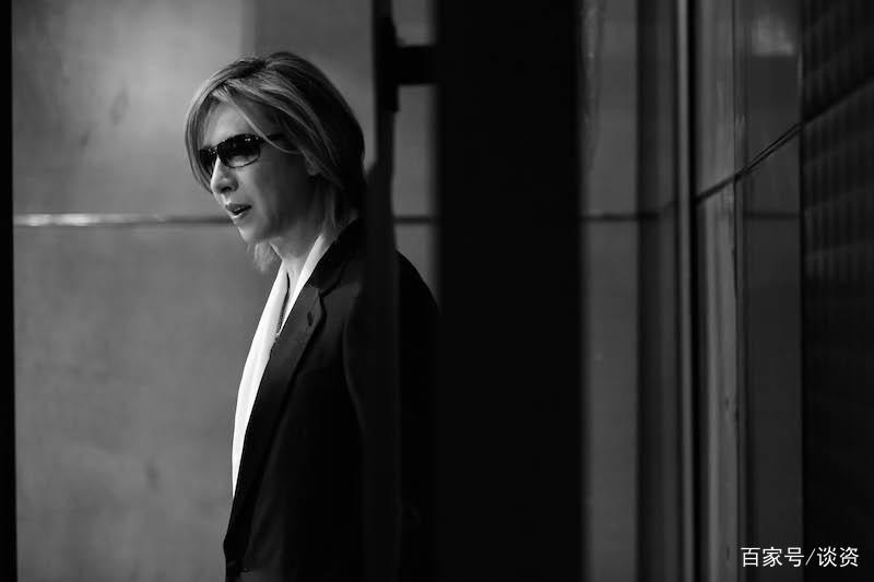 冻颜男神Yoshiki惊喜现身上海，亮相中日聚合时代全球发布会