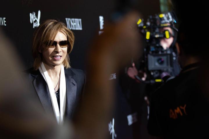 上影节｜XJAPAN队长Yoshiki现身，亮相中日聚合时代发布会