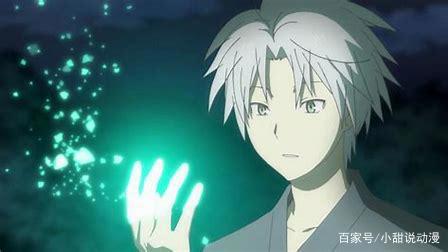 《萤火之森》这部动漫告诉你，若爱的人消失了是追随还是继续生活