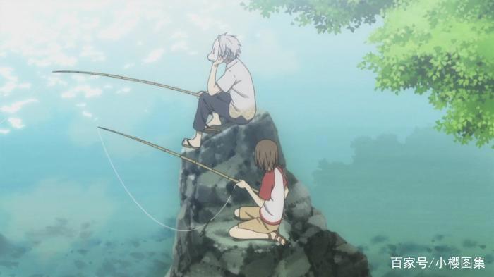 日漫《萤火之森》，无法触碰的爱情，即使看100次依然会流泪