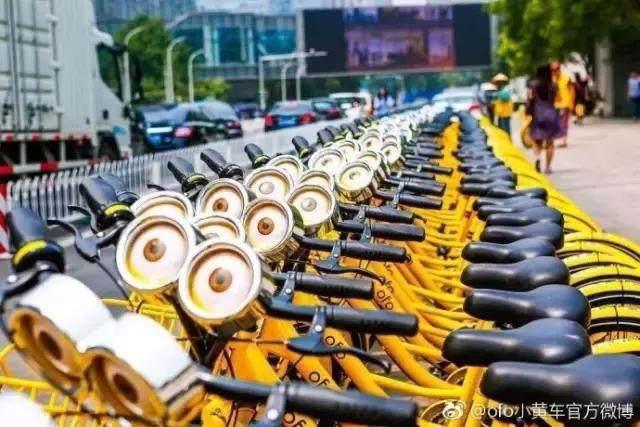 《神偷奶爸3》为票房狂炒CP？贱萌小黄人这几天真的很黄很疯狂！