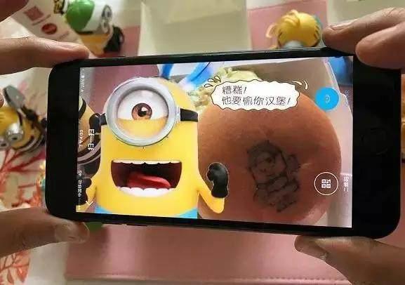 《神偷奶爸3》为票房狂炒CP？贱萌小黄人这几天真的很黄很疯狂！