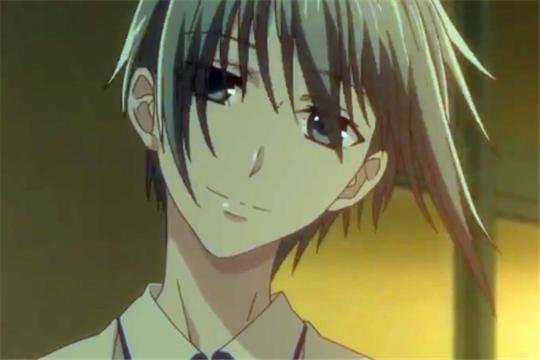 魔法水果篮子：由希在众人看来是完美的，他自己却觉得很无趣