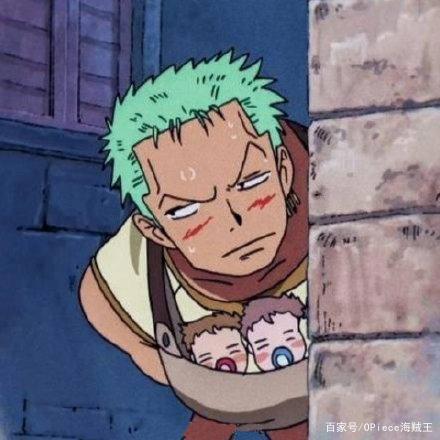 海贼王趣图：路飞穿淡黄长裙出场！索隆再次化身奶爸