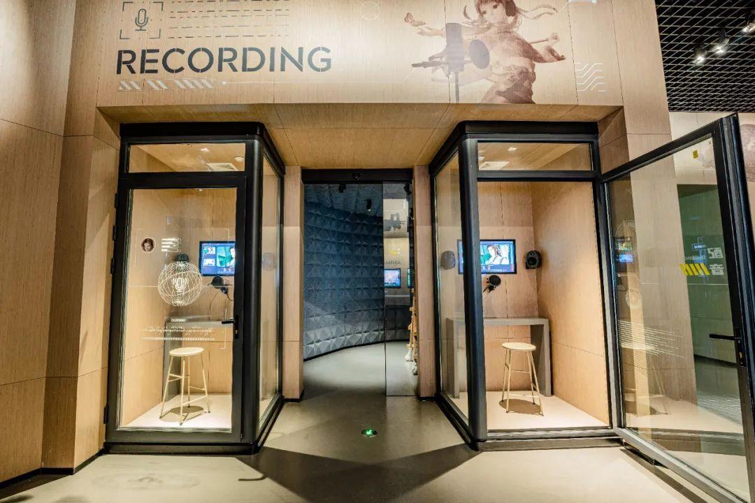 《新秦时明月之百步飞剑》十五周年重制版明日开播！