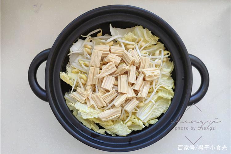 过年压轴硬菜“全家福”，简单一煮就上桌，寓意福气满满人团圆