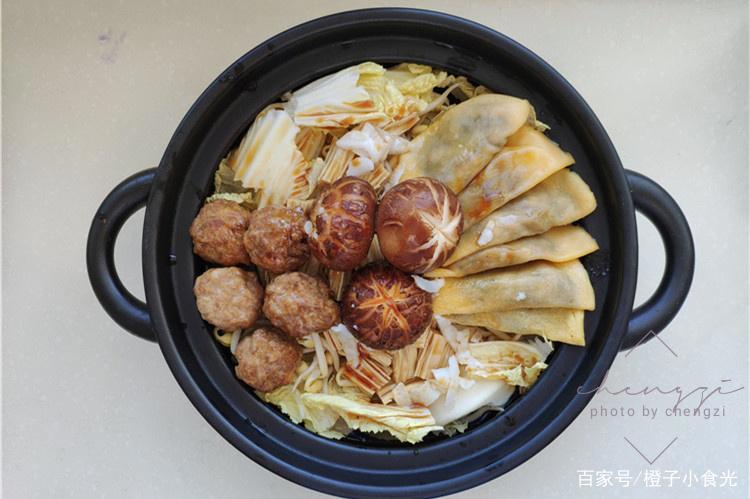 过年压轴硬菜“全家福”，简单一煮就上桌，寓意福气满满人团圆