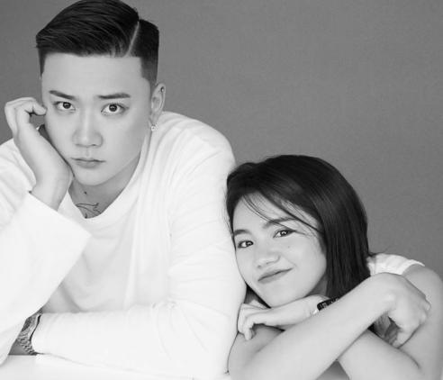 崔晋晒全家福，李勒优变团宠他却被冷落，网友：身在福中不知福