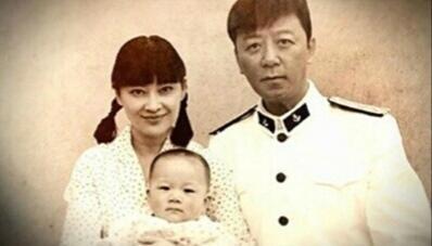 《父母爱情》里，这些全家福你见过吗？记录了安杰与江德福一生