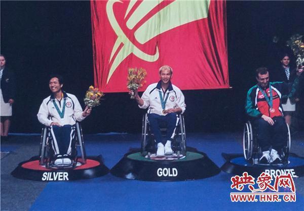 九个博士一盏灯，销售过亿——河南卫视《全家福来了》“福起1978”庆祝改革开放40年