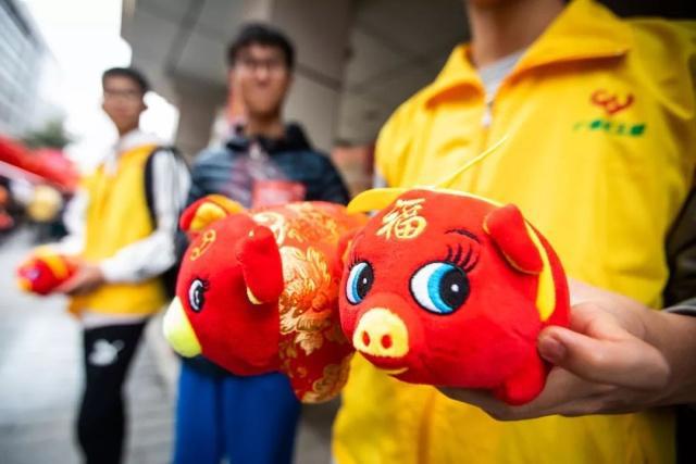 广州花市开锣啦！亮点太太太太多了！这些护花大咖说……