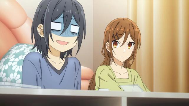 堀与宫村：大半夜吃糖，不怕变肥宅吗？可这或许不是糖