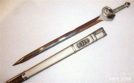 盘点《风云》漫画中出现的50多把知名或不知名的武器你喜欢哪把