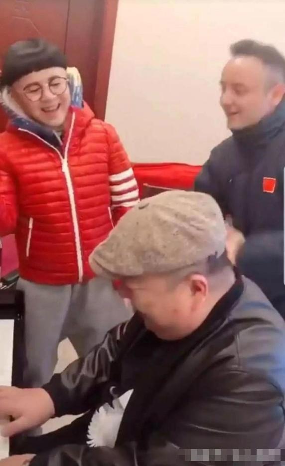 童星阿尔法近照曝光！发福脱发像中年！董浩金龟子再同框引回忆！