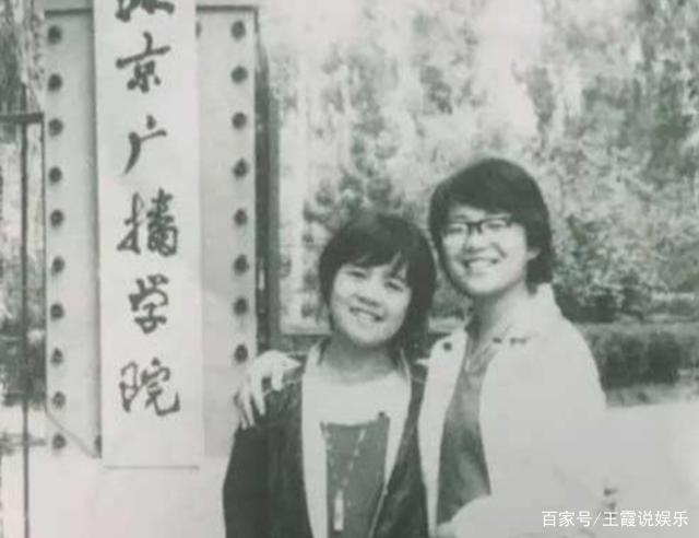 央视主持37年，从业以来鲜少失误的金龟子直播翻车，场面尴尬