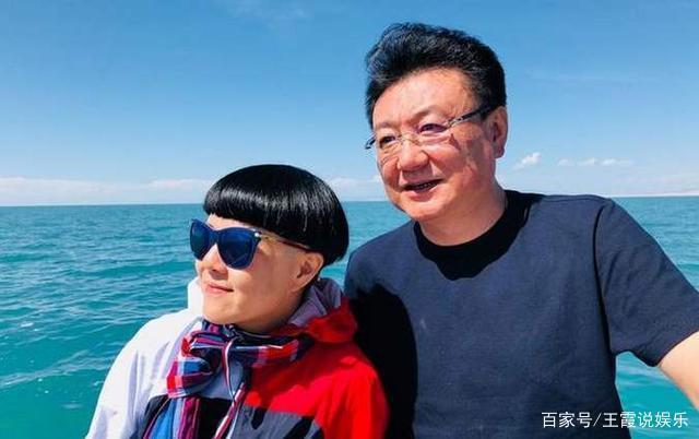 央视主持37年，从业以来鲜少失误的金龟子直播翻车，场面尴尬