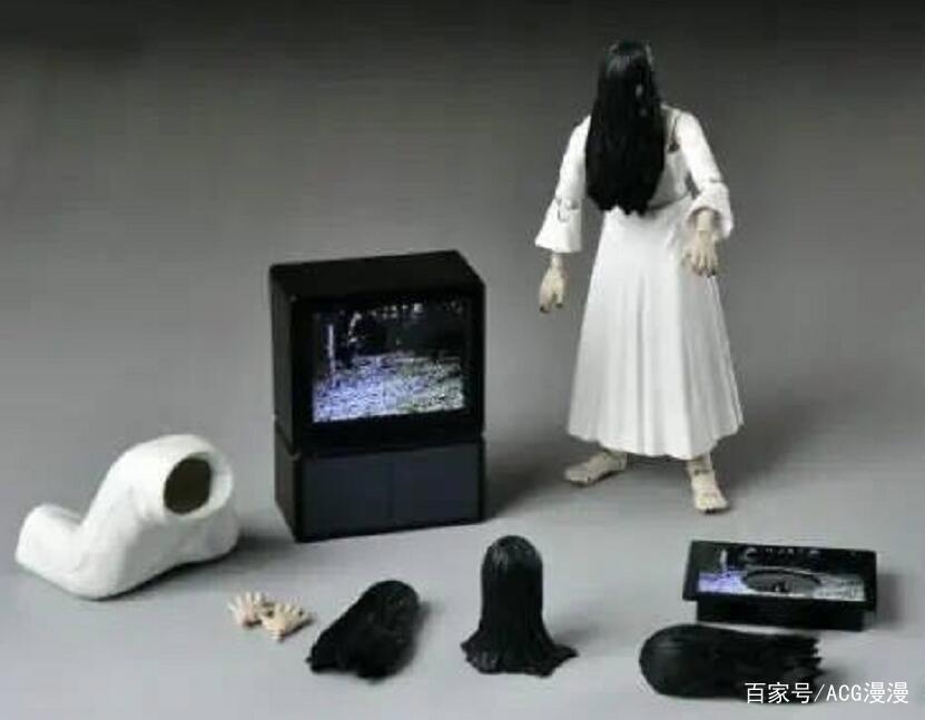 贞子终于出手办了，看到正脸后，一年的笑点有了