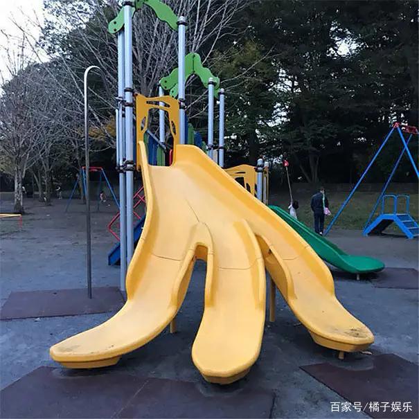 真设计鬼才！帽子是抽纸盒鞋子是充电宝，这确定不是给人添堵的？