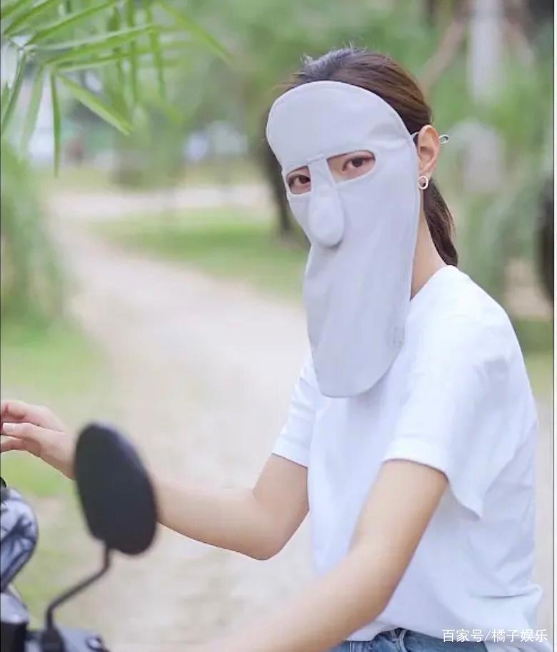 真设计鬼才！帽子是抽纸盒鞋子是充电宝，这确定不是给人添堵的？