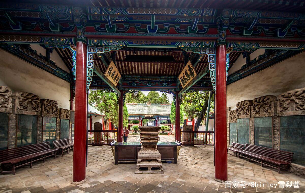 把我国四川省当偶像的国家，用川菜招待贵宾，让四川人做动漫主角