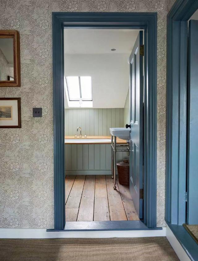 伦敦一家人的复古老别墅，家具和色彩碰撞出优雅魅力，过分养眼了