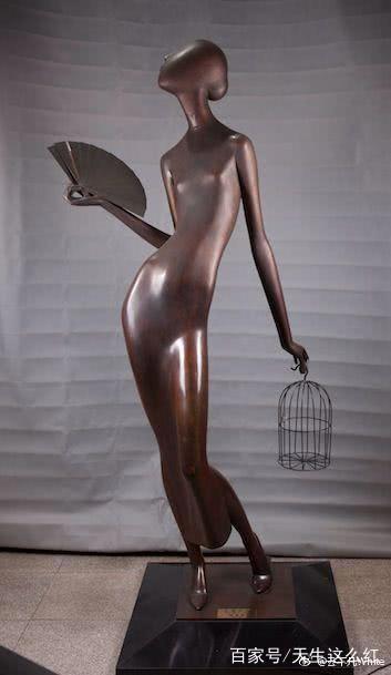 每帧画面都有玄机，细节越挖越可怕，《流浪地球》是真宝藏电影！