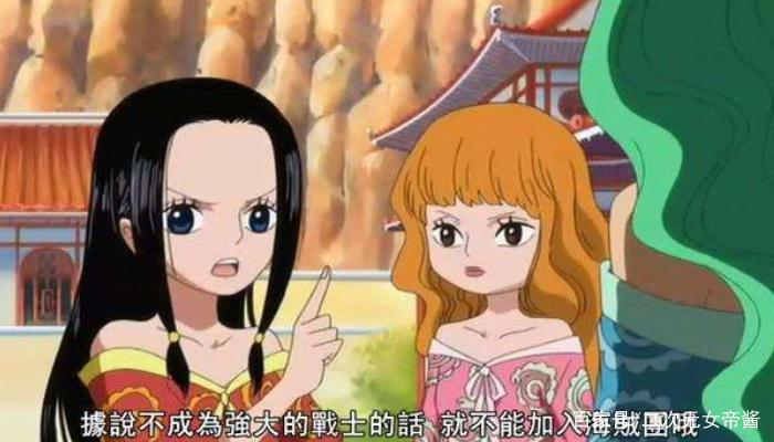 《海贼王》女性角色形象对比，童年VS成年，薇薇公主最美
