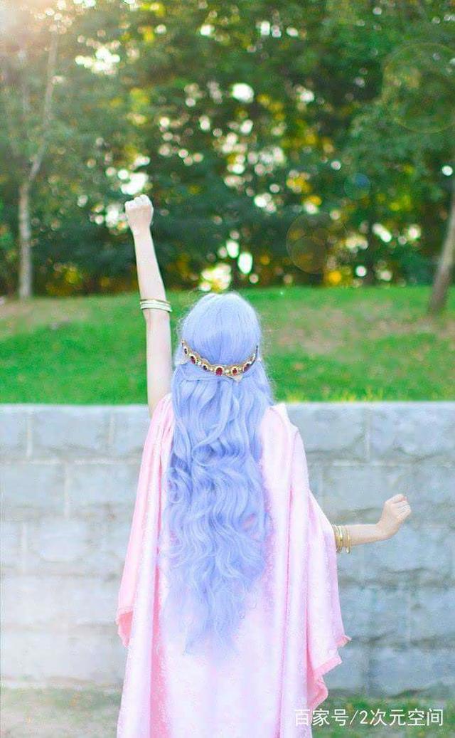 海贼王cosplay：这样的薇薇公主，你希望她上船吗？网友：上我的