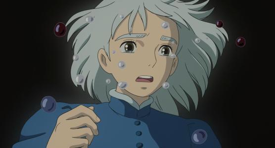 《哈尔的移动城堡》：一部讲述和平的唯美爱情动漫电影！