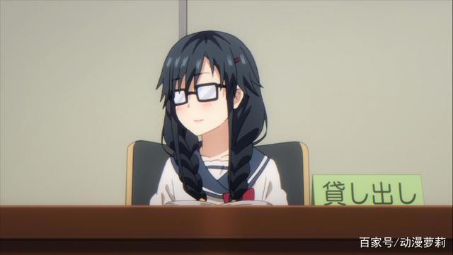 “喜欢本大爷的竟然就你一个？”当女生摘下眼镜后，网友：羡慕！