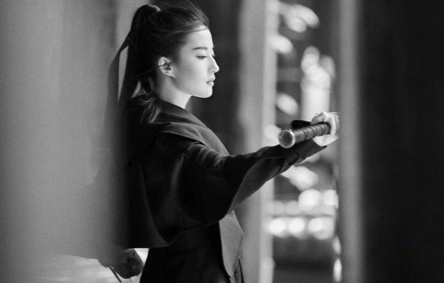 《花木兰》与《12的魔法》延期上映，怪我国疫情，是我们的锅吗？