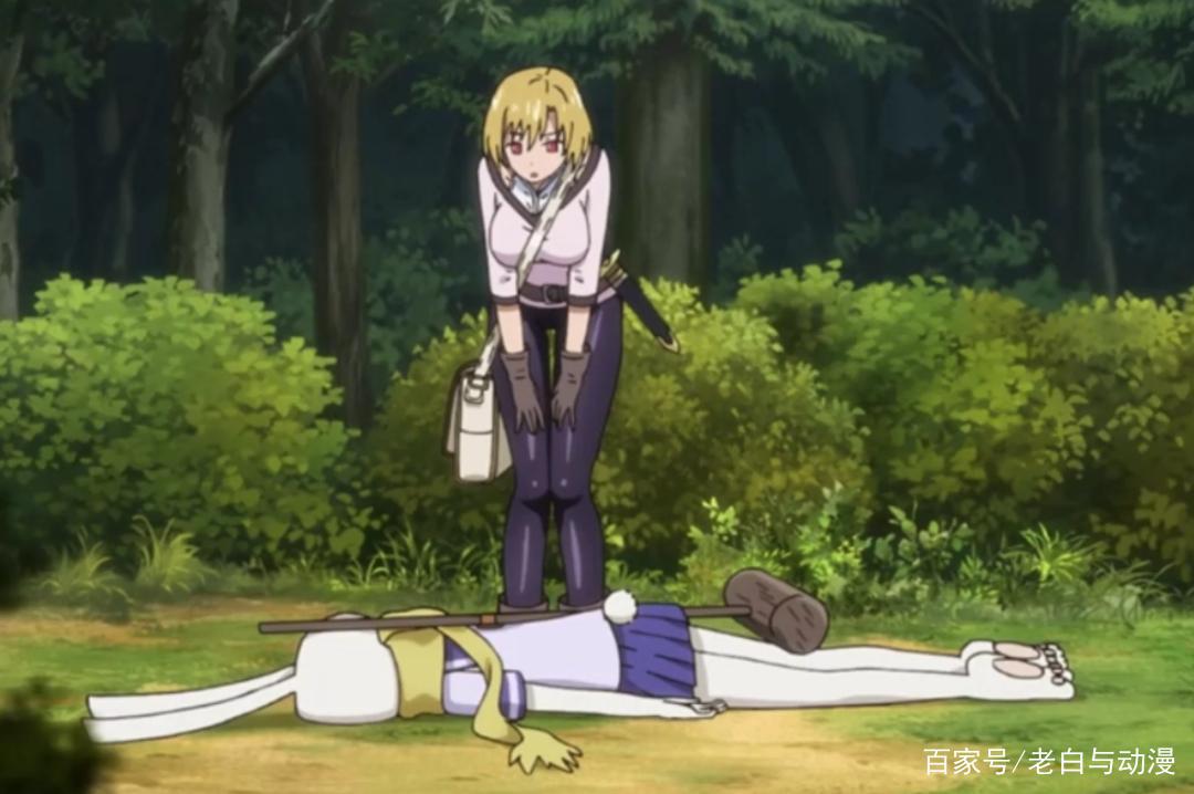 女主为了去旅行，怒剪双马尾，出发后还捡到JK兔女郎