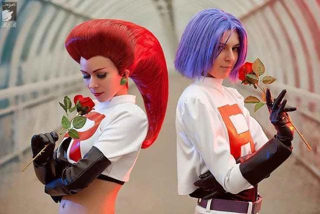 老外COS二次元美女，身材爆表，还原度百分百