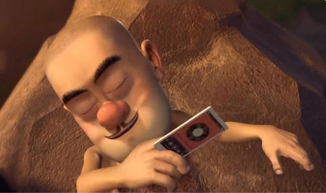 熊出没：光头强一部手机竟用了5年，终于在2019年换成了音乐手机