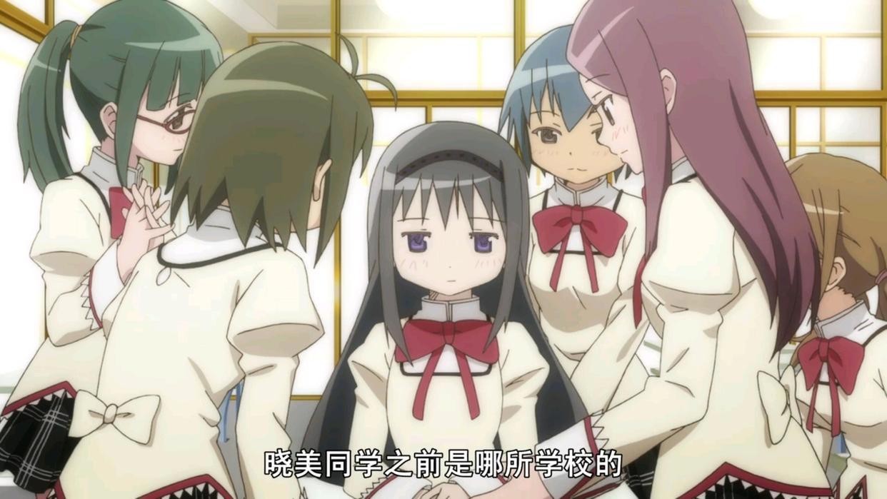 《魔法纪录》时隔9年路人还是一张脸，难道是平行世界？